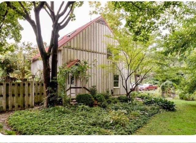 Carriage House Hideaway In Center Of تشيسترتاون المظهر الخارجي الصورة